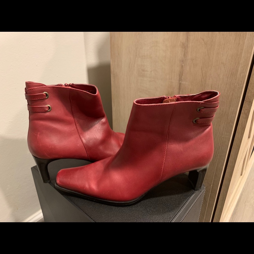 Ankle boots
